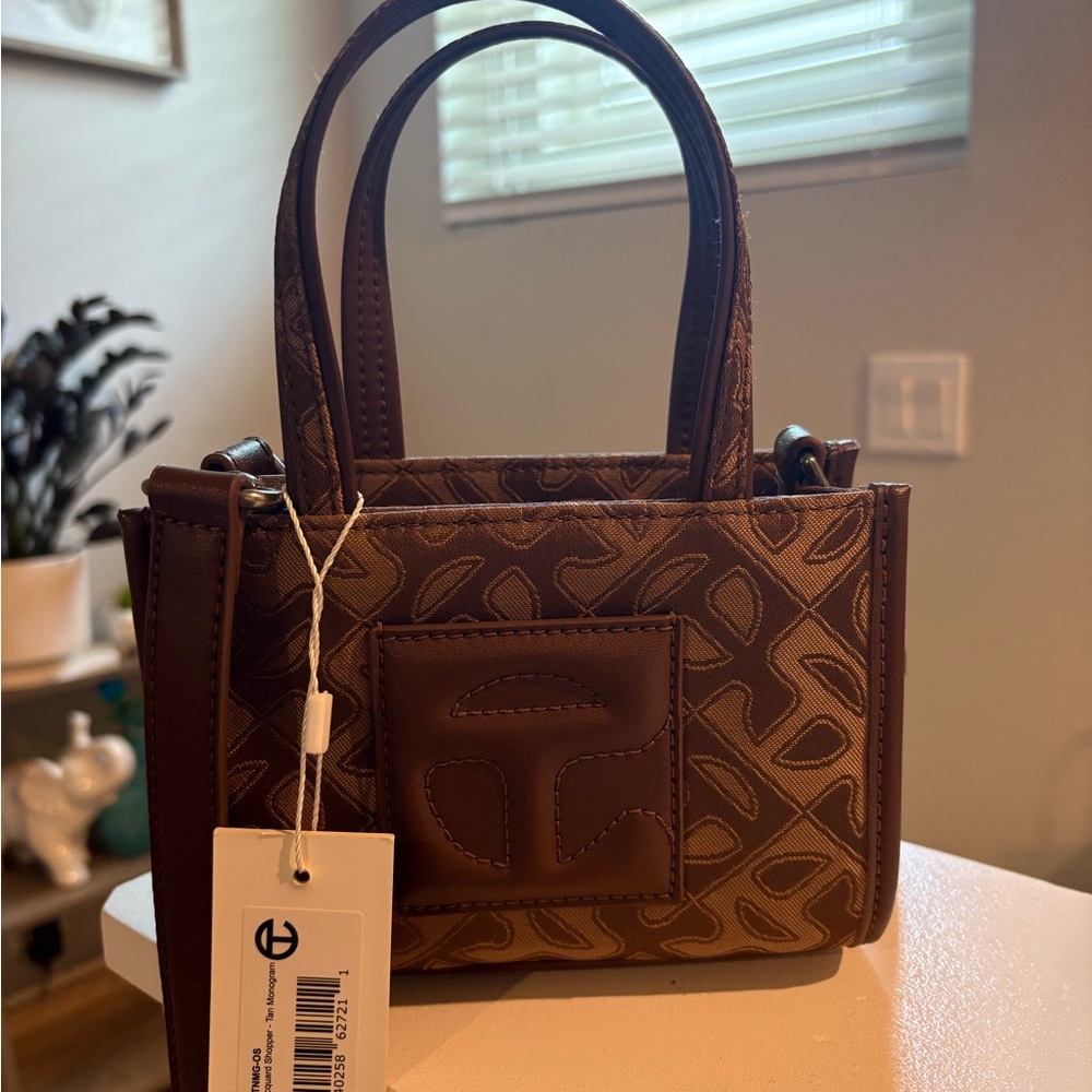 SALE 🚨 - 🤎 Small Jacquard Shopper | Chocolate Monogram.